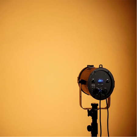 200W LED Fresnel Spotlight 